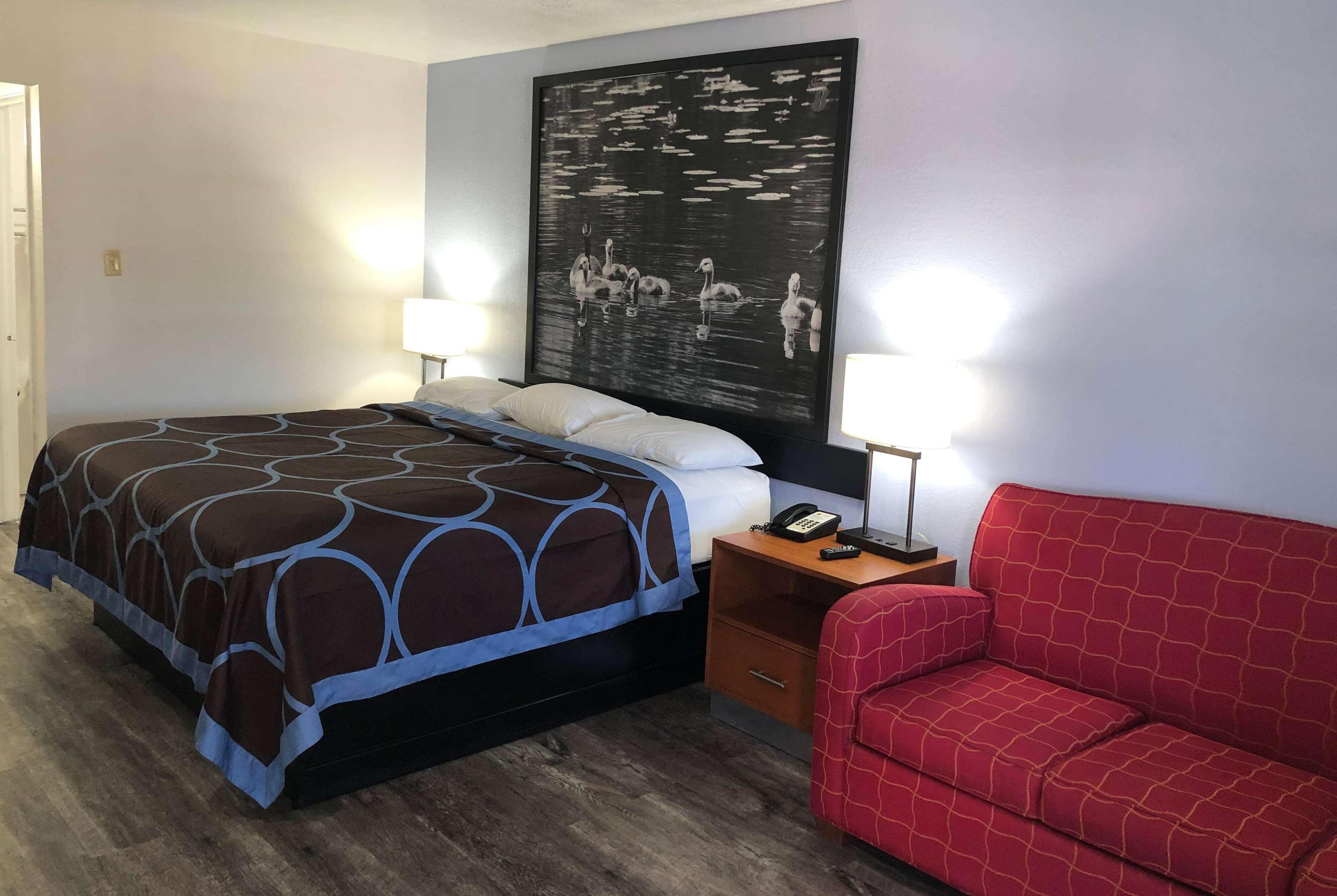 Super 8 By Wyndham - Canton, Texas Eksteriør billede