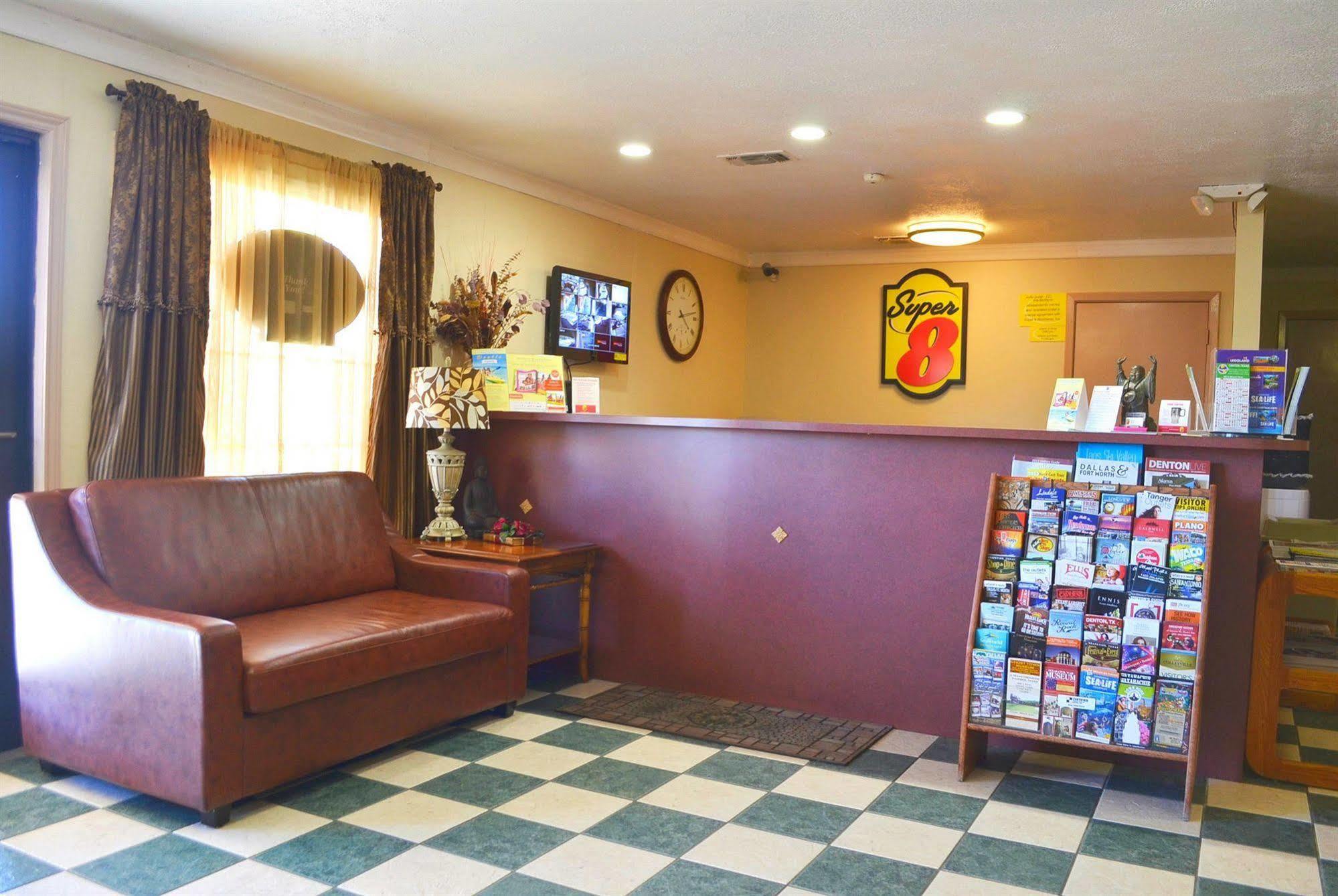 Super 8 By Wyndham - Canton, Texas Eksteriør billede